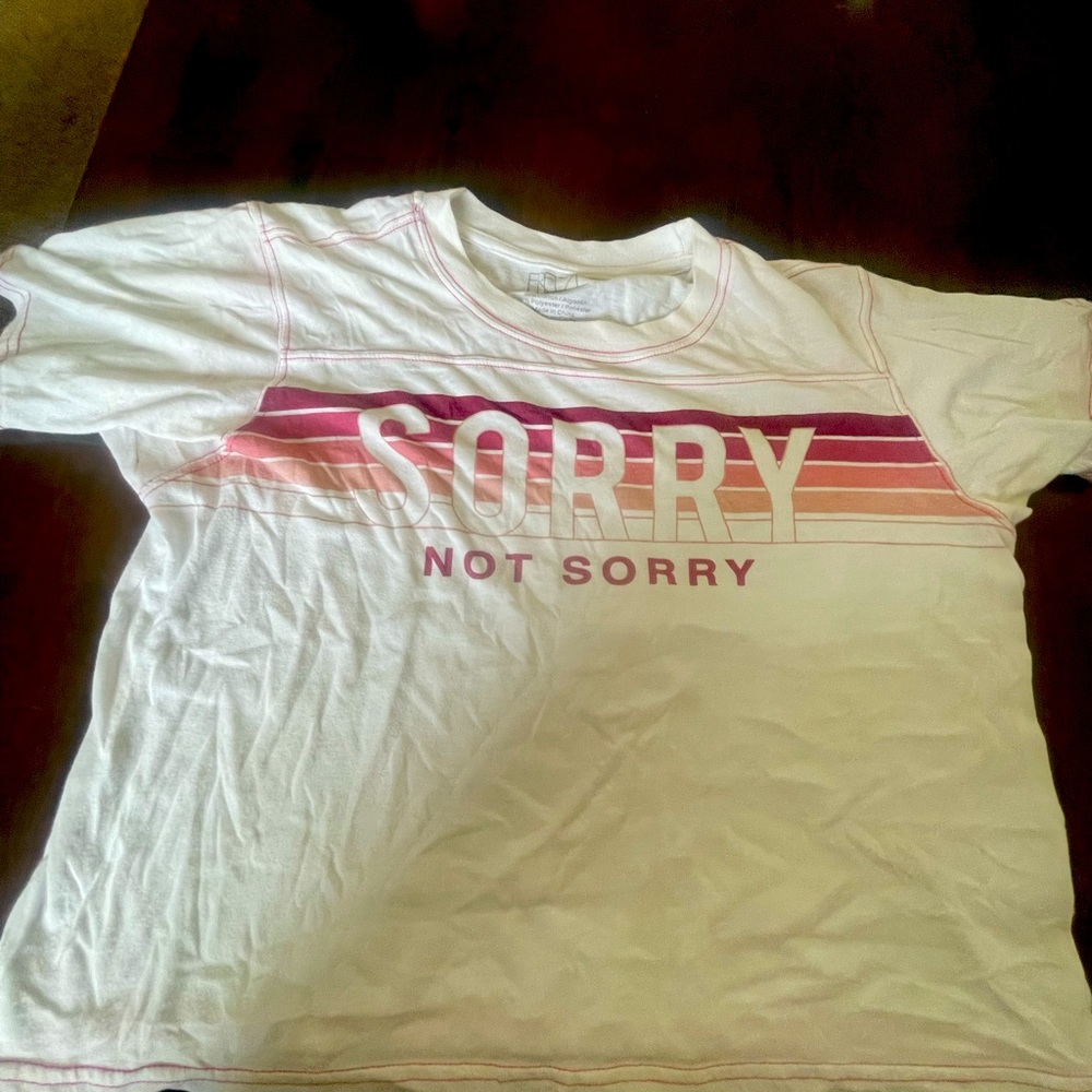 T shirt womens